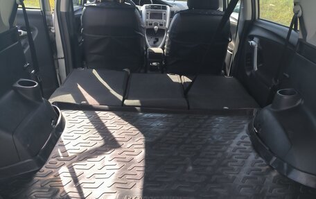 Toyota Verso I, 2012 год, 1 250 000 рублей, 6 фотография