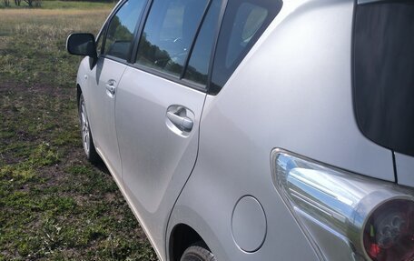 Toyota Verso I, 2012 год, 1 250 000 рублей, 11 фотография