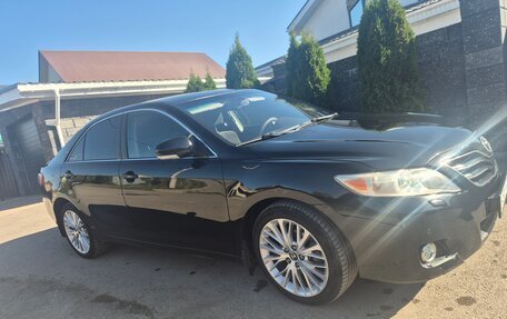 Toyota Camry, 2009 год, 980 000 рублей, 1 фотография