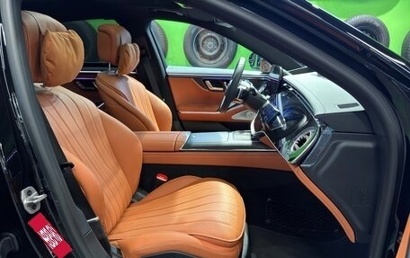 Mercedes-Benz S-Класс, 2026 год, 21 фотография