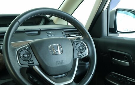 Honda Freed II, 2021 год, 2 099 000 рублей, 13 фотография