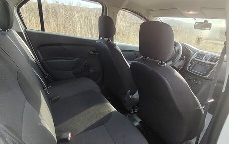 Renault Logan II, 2015 год, 680 000 рублей, 8 фотография
