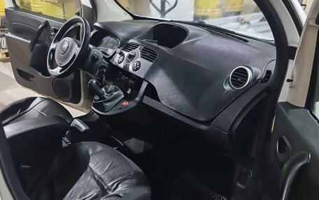 Renault Kangoo II рестайлинг, 2011 год, 560 000 рублей, 2 фотография