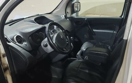 Renault Kangoo II рестайлинг, 2011 год, 560 000 рублей, 3 фотография