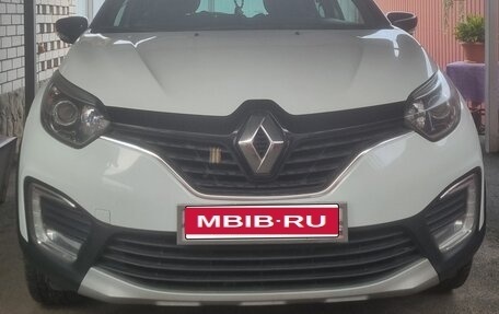 Renault Kaptur I рестайлинг, 2017 год, 1 660 000 рублей, 1 фотография
