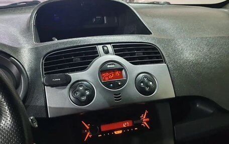 Renault Kangoo II рестайлинг, 2011 год, 560 000 рублей, 8 фотография