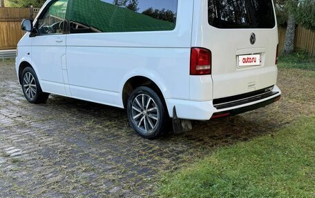 Volkswagen Transporter T5 рестайлинг, 2014 год, 1 650 000 рублей, 4 фотография