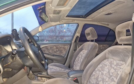 Toyota Avensis III рестайлинг, 1999 год, 250 000 рублей, 14 фотография