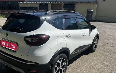 Renault Kaptur I рестайлинг, 2017 год, 1 660 000 рублей, 2 фотография