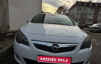 Opel Astra J, 2011 год, 560 000 рублей, 1 фотография