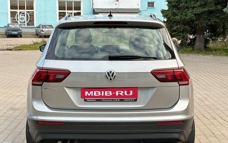 Volkswagen Tiguan II, 2019 год, 2 049 000 рублей, 6 фотография