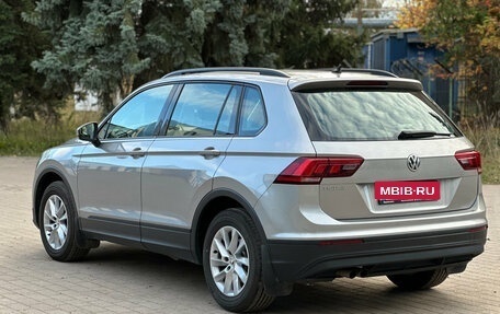 Volkswagen Tiguan II, 2019 год, 2 049 000 рублей, 5 фотография
