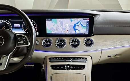 Mercedes-Benz E-Класс, 2019 год, 3 999 999 рублей, 15 фотография