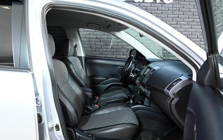 Mitsubishi Outlander III рестайлинг 3, 2011 год, 1 130 000 рублей, 10 фотография