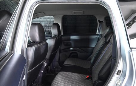 Mitsubishi Outlander III рестайлинг 3, 2011 год, 1 130 000 рублей, 12 фотография