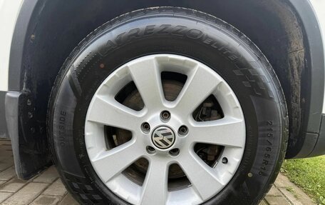 Volkswagen Tiguan I, 2011 год, 970 000 рублей, 23 фотография