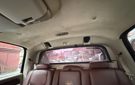 Cadillac Escalade II, 2003 год, 1 700 000 рублей, 9 фотография