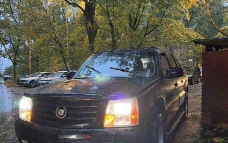 Cadillac Escalade II, 2003 год, 1 700 000 рублей, 17 фотография