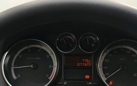 Peugeot 408 I рестайлинг, 2012 год, 800 000 рублей, 17 фотография