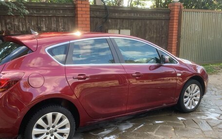 Opel Astra J, 2010 год, 540 000 рублей, 4 фотография