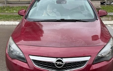 Opel Astra J, 2010 год, 540 000 рублей, 1 фотография
