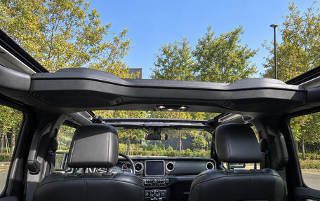 Jeep Wrangler, 2021 год, 5 800 000 рублей, 6 фотография
