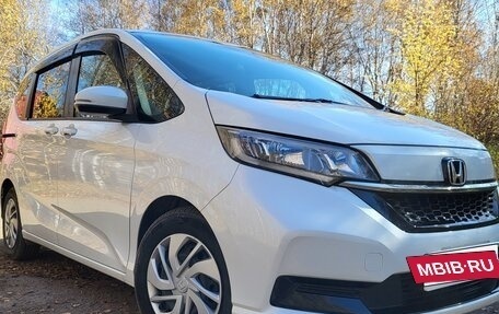 Honda Freed II, 2020 год, 1 600 000 рублей, 7 фотография