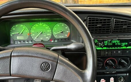 Volkswagen Passat B4, 1994 год, 420 000 рублей, 6 фотография