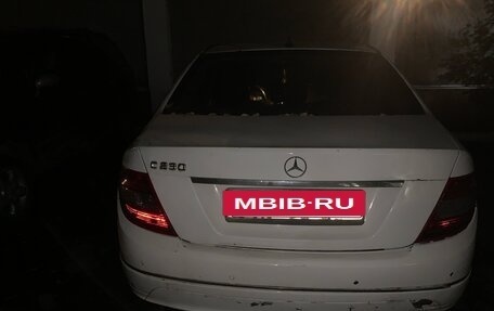 Mercedes-Benz C-Класс, 2008 год, 890 000 рублей, 3 фотография