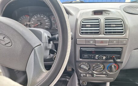 Hyundai Accent II, 2003 год, 330 000 рублей, 12 фотография