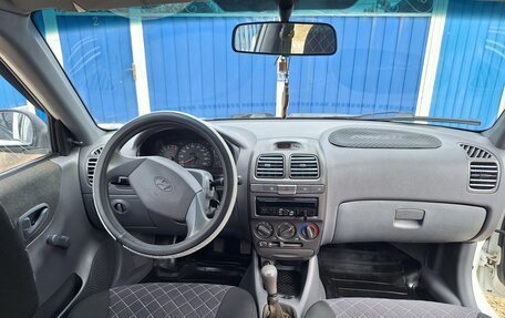 Hyundai Accent II, 2003 год, 330 000 рублей, 15 фотография