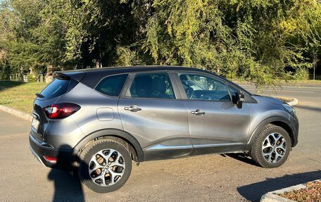 Renault Kaptur I рестайлинг, 2017 год, 1 225 000 рублей, 5 фотография