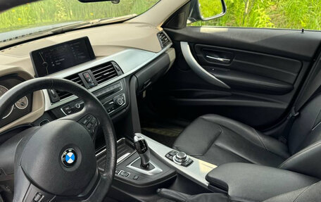 BMW 3 серия, 2011 год, 1 800 000 рублей, 13 фотография