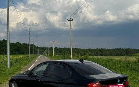 BMW 3 серия, 2011 год, 1 800 000 рублей, 10 фотография