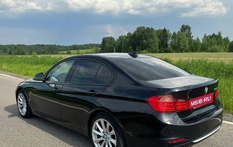 BMW 3 серия, 2011 год, 1 800 000 рублей, 3 фотография
