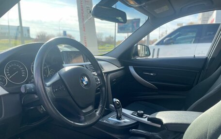 BMW 3 серия, 2017 год, 1 900 000 рублей, 10 фотография