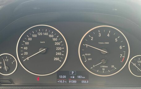 BMW 3 серия, 2017 год, 1 900 000 рублей, 13 фотография
