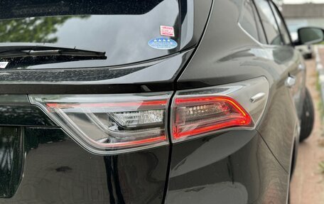 Toyota Harrier, 2017 год, 2 100 000 рублей, 16 фотография
