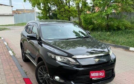 Toyota Harrier, 2017 год, 2 100 000 рублей, 14 фотография