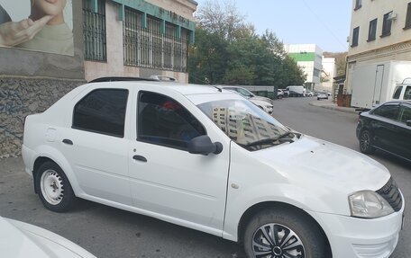 Renault Logan I, 2015 год, 320 000 рублей, 1 фотография