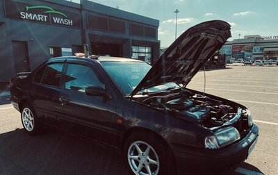 Nissan Primera II рестайлинг, 1992 год, 130 000 рублей, 1 фотография