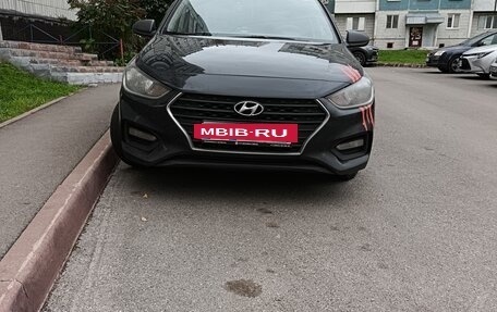 Hyundai Solaris II рестайлинг, 2018 год, 1 050 000 рублей, 2 фотография