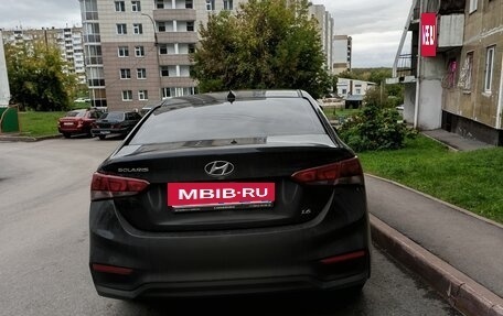 Hyundai Solaris II рестайлинг, 2018 год, 1 050 000 рублей, 4 фотография