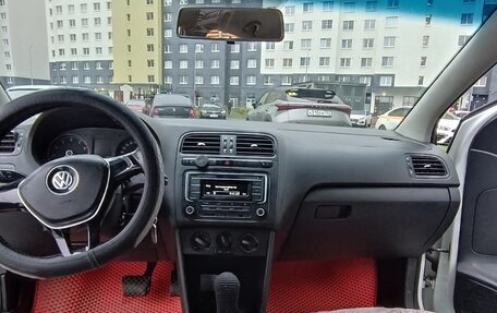 Volkswagen Polo VI (EU Market), 2018 год, 500 000 рублей, 6 фотография