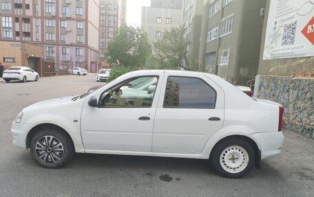 Renault Logan I, 2015 год, 320 000 рублей, 2 фотография