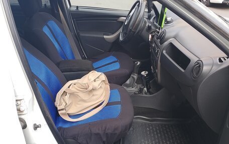 Renault Logan I, 2015 год, 320 000 рублей, 6 фотография
