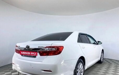 Toyota Camry, 2013 год, 1 600 000 рублей, 4 фотография