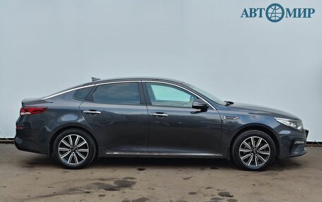 KIA Optima IV рестайлинг, 2018 год, 1 800 000 рублей, 4 фотография