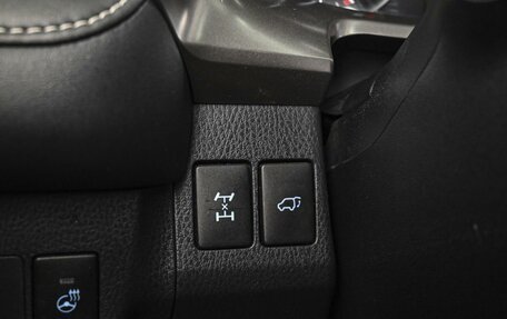Toyota RAV4, 2016 год, 2 379 000 рублей, 21 фотография
