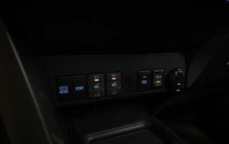 Toyota RAV4, 2016 год, 2 379 000 рублей, 19 фотография